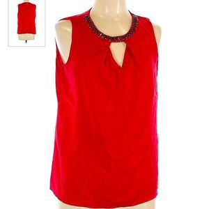 sleeveless blouse